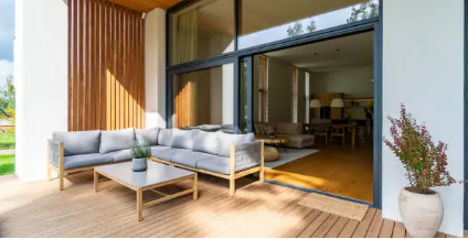 Outdoor Table and Chairs NZ’ Essential Maintenance Tips for Auckland’s Coastal Climate